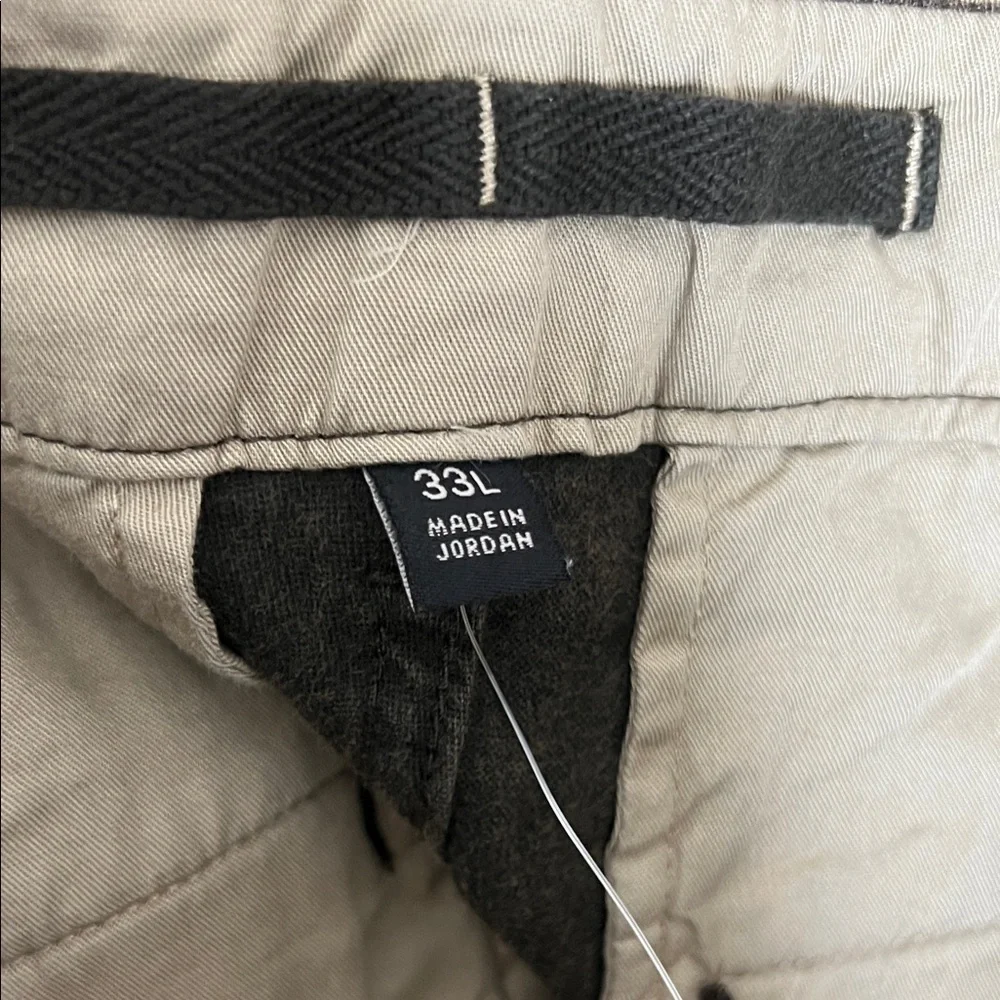 Banana Republic Men's Travelers Cargo Pants Olive Green